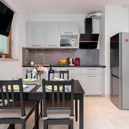 Apartament Z Widokiem Na Morze Obok Parku Millenium W Gdansku By Noclegi Renters Bagian luar foto