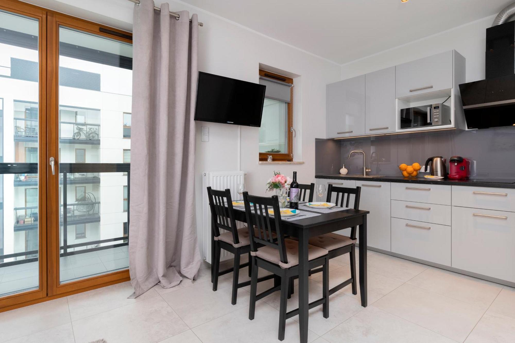 Apartament Z Widokiem Na Morze Obok Parku Millenium W Gdansku By Noclegi Renters Bagian luar foto